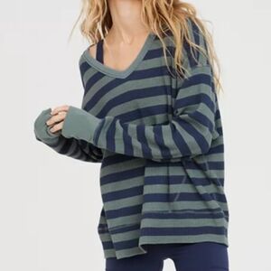 OFFLINE By Aerie Wow! Waffle Oversized T-Shirt Sz L